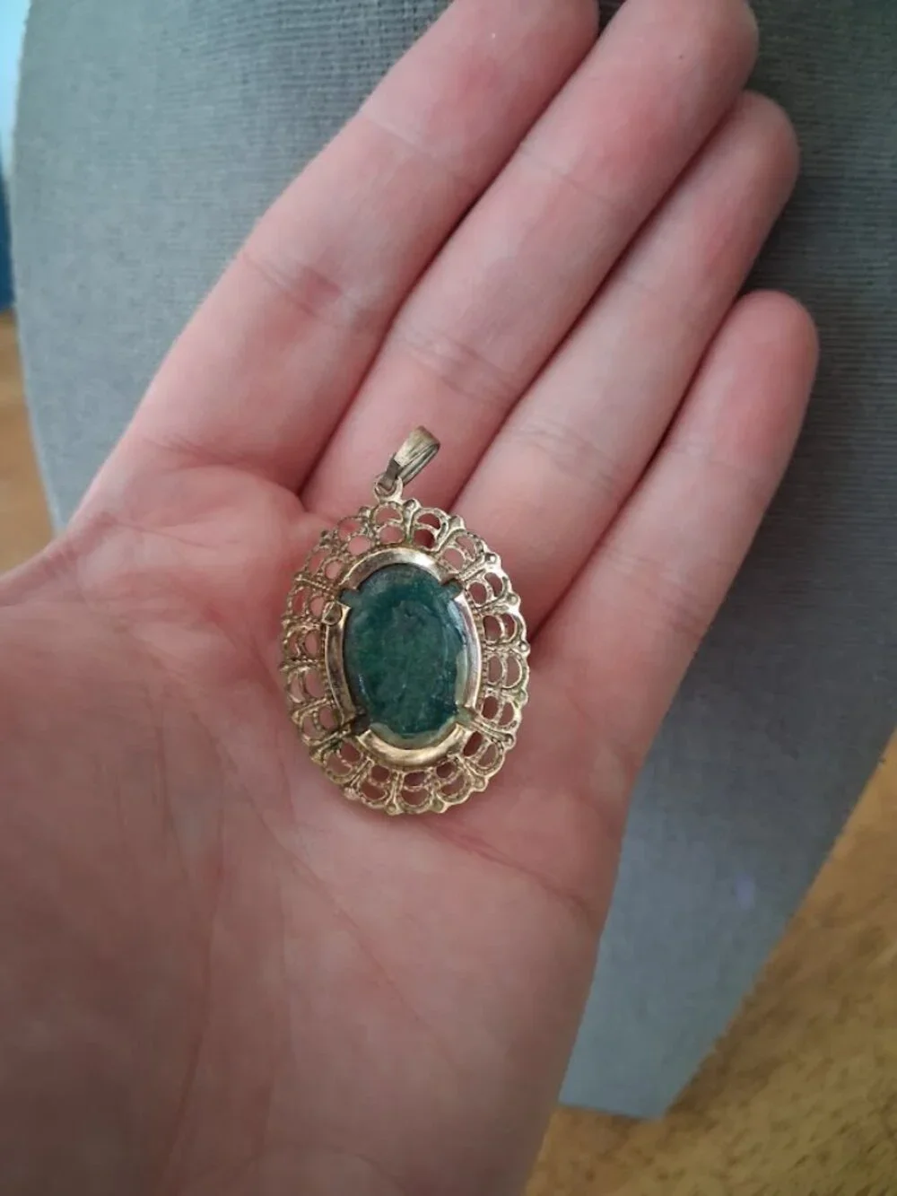 N/A unique gold